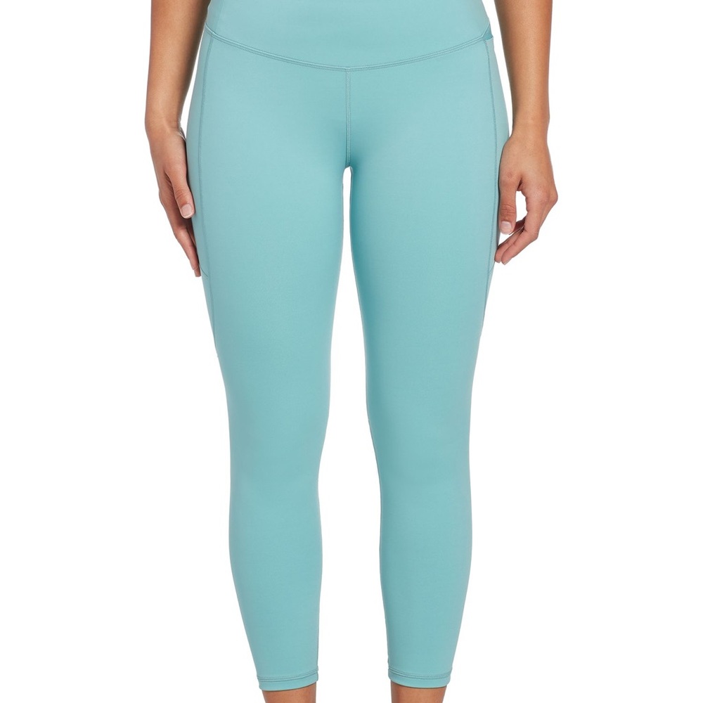 Calia by Carrie Underwood Capris